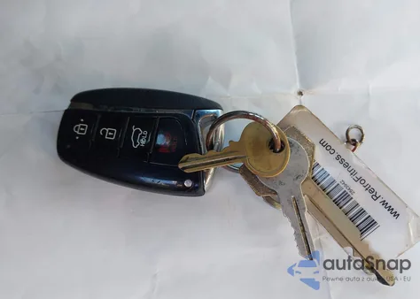 2014 Hyundai Santa Fe Sport 2.4L from USA, damaged, VIN 5XYZUDLB7EG227588